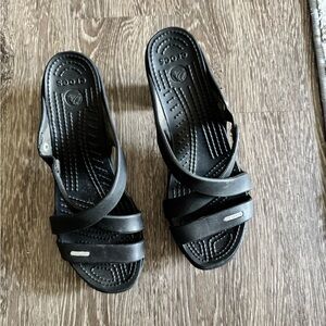 CROCS Women’s Black Strappy Slide Sandals